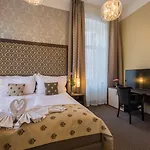 Wellness & Regenhart 4*