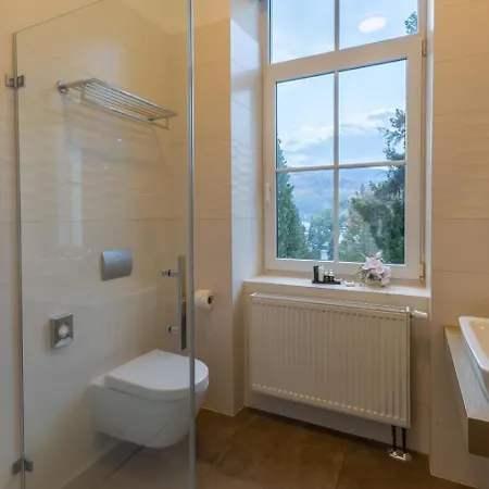 Resort Wellness & Regenhart