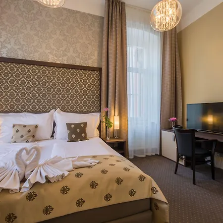 Wellness & Regenhart 4*