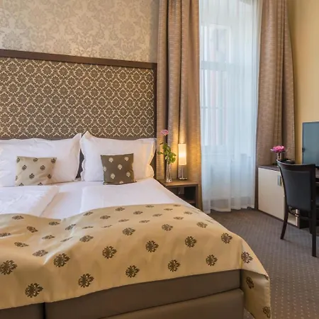 Resort Wellness&spa Regenhart 4*
