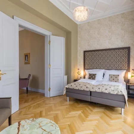 Resort Wellness&spa Regenhart 4*