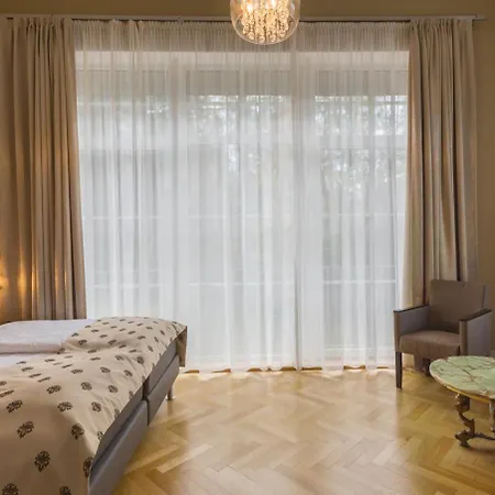 Wellness & Regenhart 度假村 4*